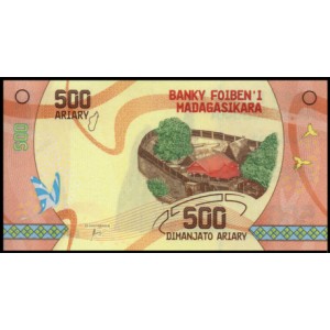 Мадагаскар 500 ариари 2017 - UNC